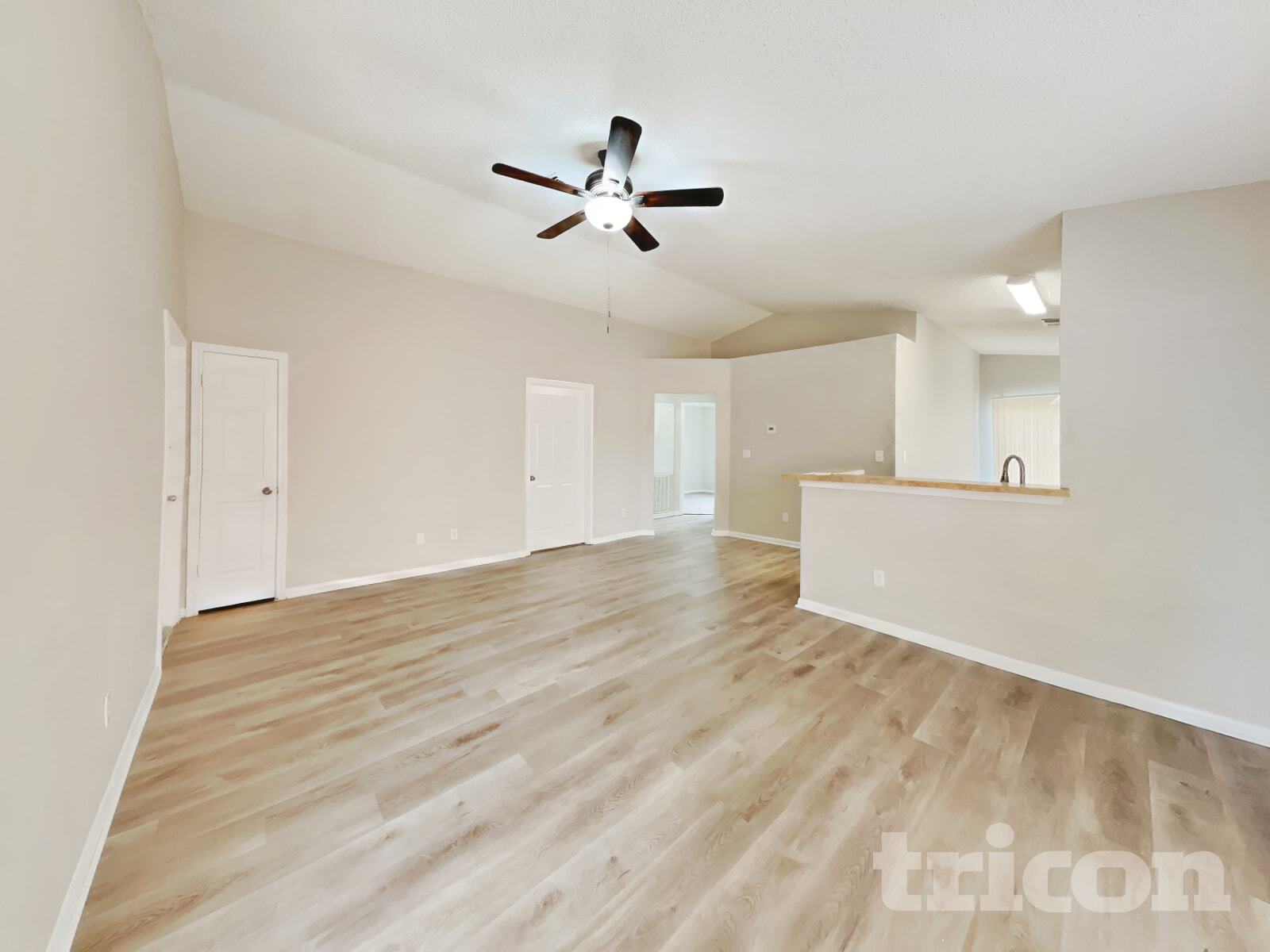 Building Photo - 3115 Kelling St