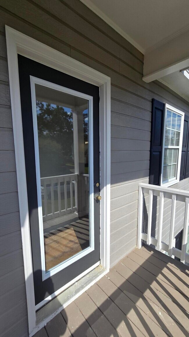 Building Photo - 123 Moss Creek Dr