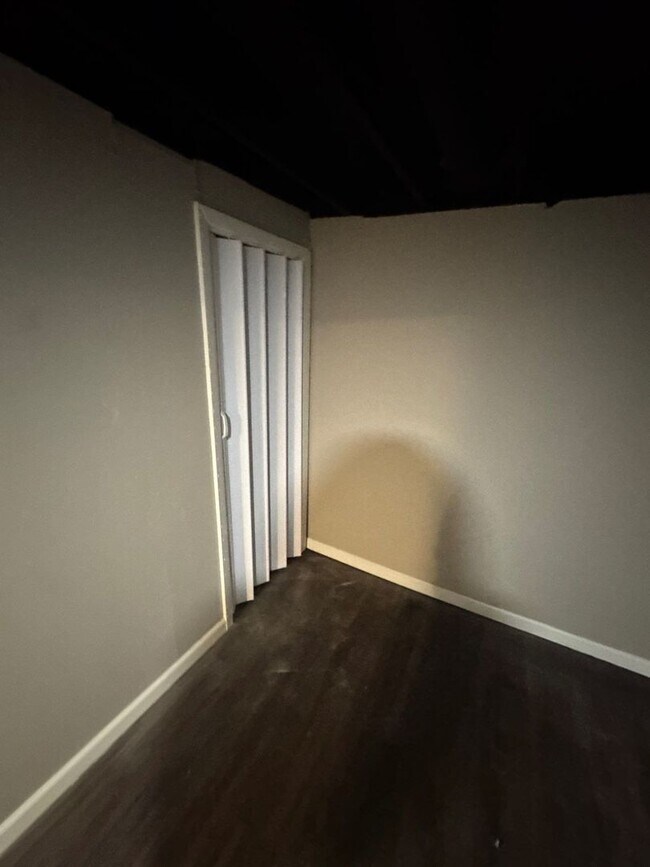 Building Photo - AVAILABLE NOW!! Oak Grove 3 Bed 2 Car garage!