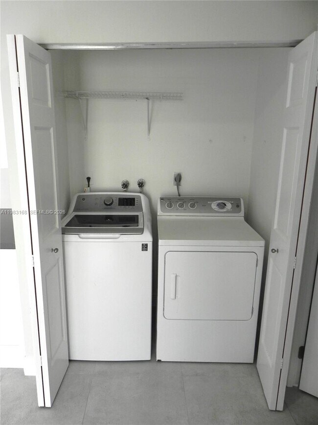 Building Photo - 13178 SW 91st Pl