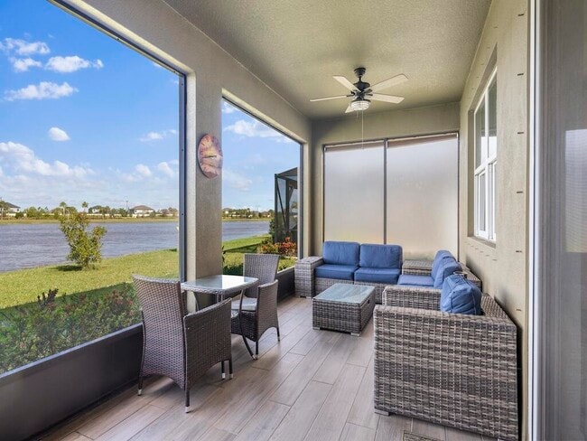 Building Photo - 12341 Arabella Dr