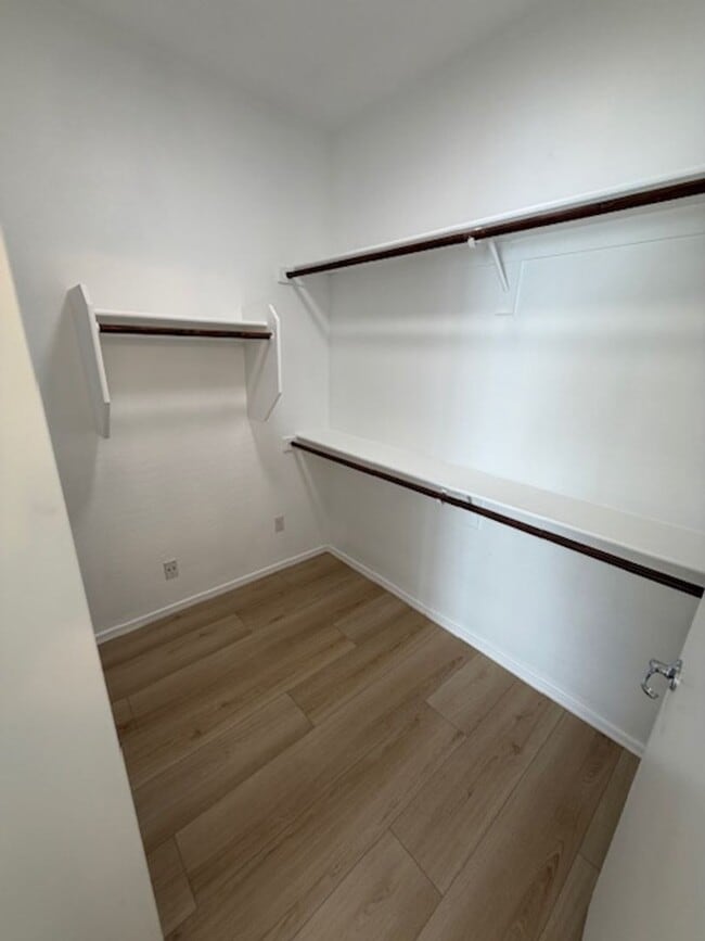 Building Photo - Charming 3 Bed, 2 Bath in Surprise