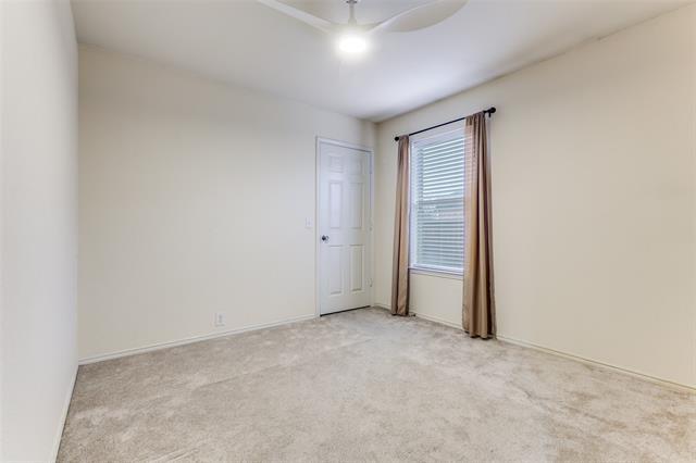 Building Photo - 3010 Sawgrass Dr