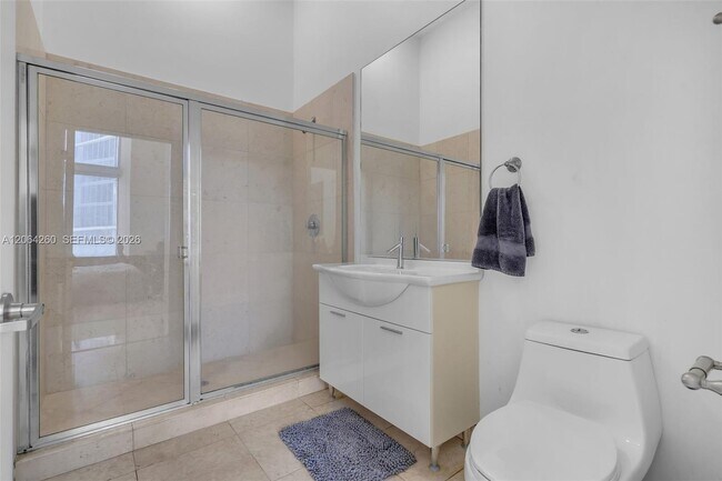 Building Photo - 475 Brickell Ave