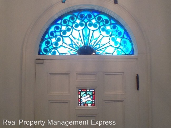 Building Photo - 1 W Penmarch Pl