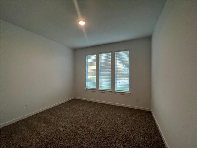 Building Photo - 14162 Primrose Rdg Ln