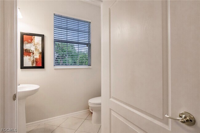 Building Photo - 3100 Cottonwood Bend