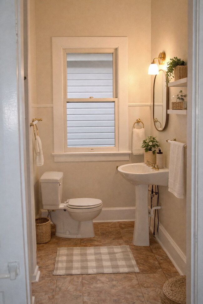 Building Photo - Kentucky Blue House Available in August 2025!