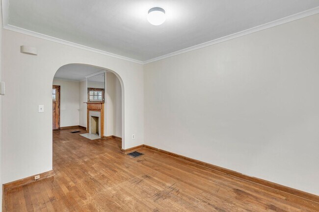 Building Photo - 47-53 S Burgess Ave