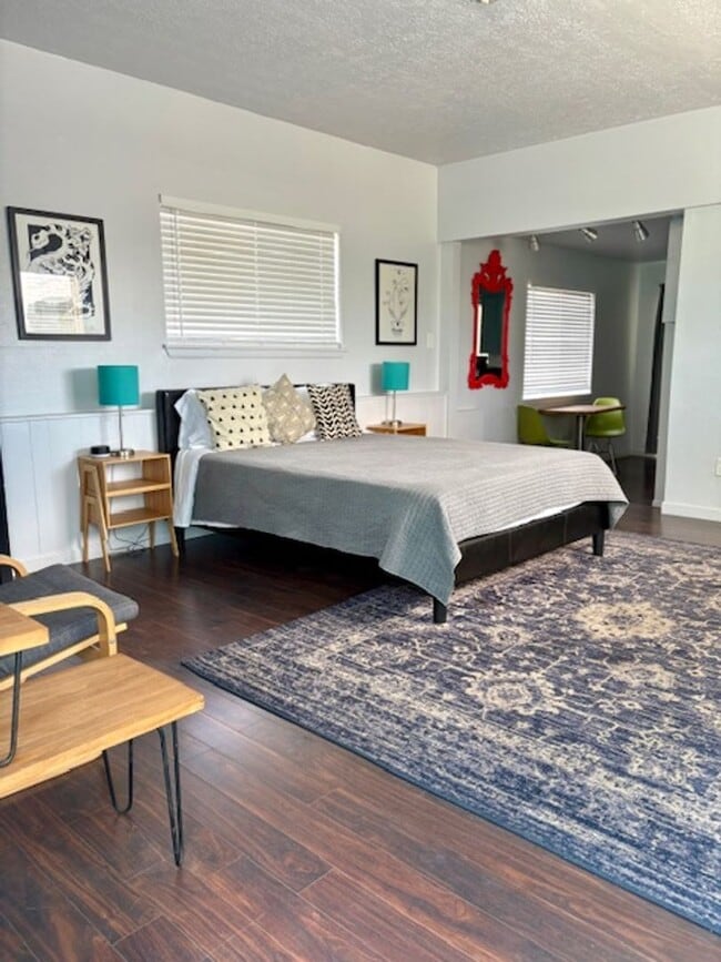 Building Photo - Humble Abode