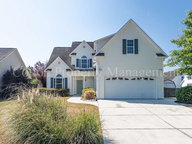 Building Photo - 448 Vallie Ln