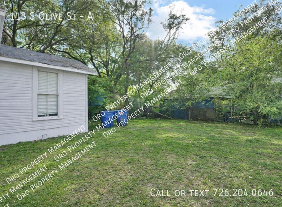 Building Photo - Convenient Home Near all Amenities