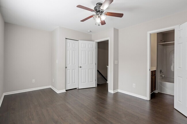 Building Photo - 6632 Clarksburg Pl