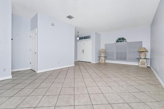 Building Photo - 9821 Bennington Chase Dr