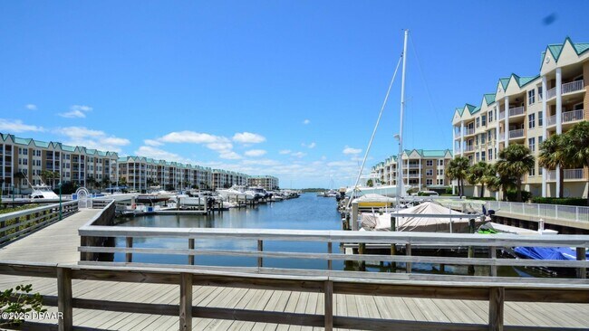 Building Photo - 4623 Rivers Edge Village Ln