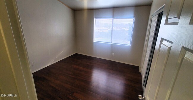 Building Photo - 7801 N 44th Dr