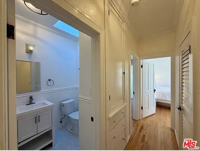 Building Photo - 1123 15th St