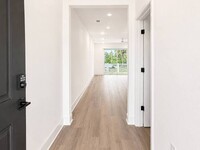Building Photo - 124 Thibault Trce