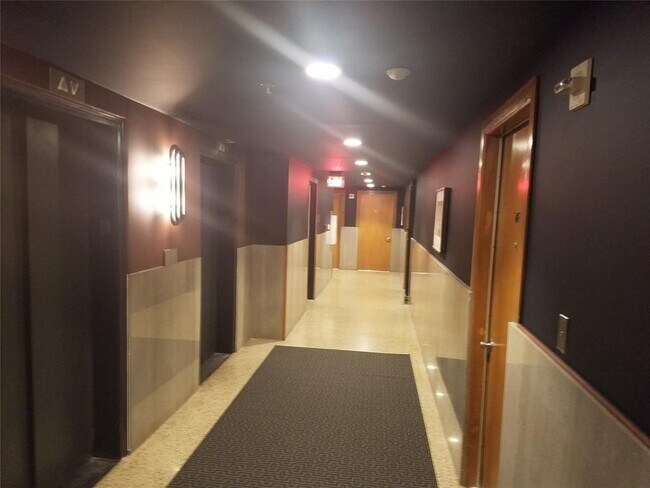 Building Photo - 710 Colorado St