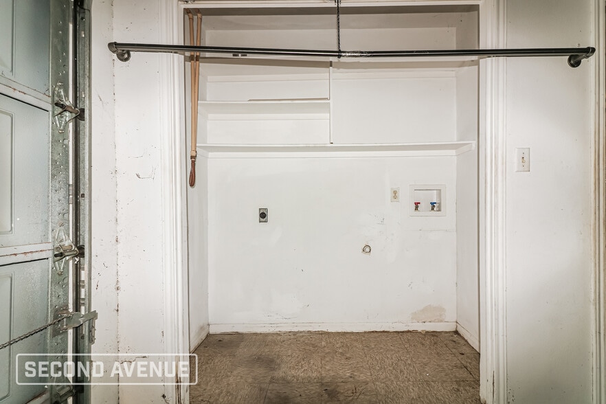 Building Photo - 3021 Shady Creek Ln