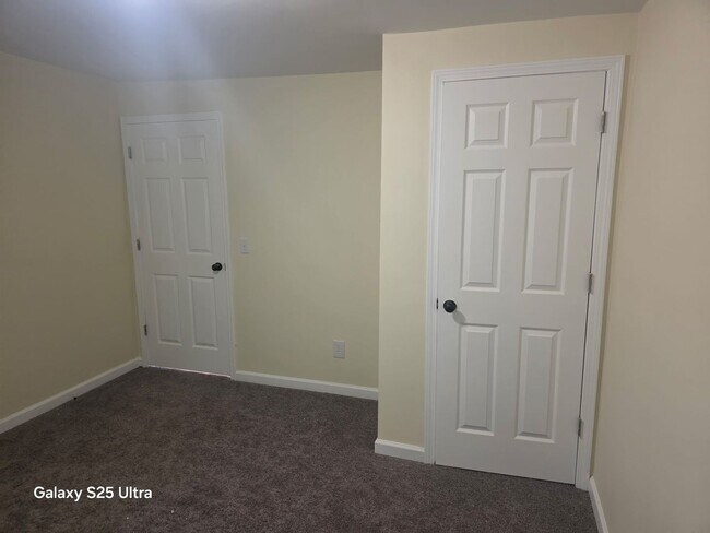 Building Photo - Single Family Home - Now available!