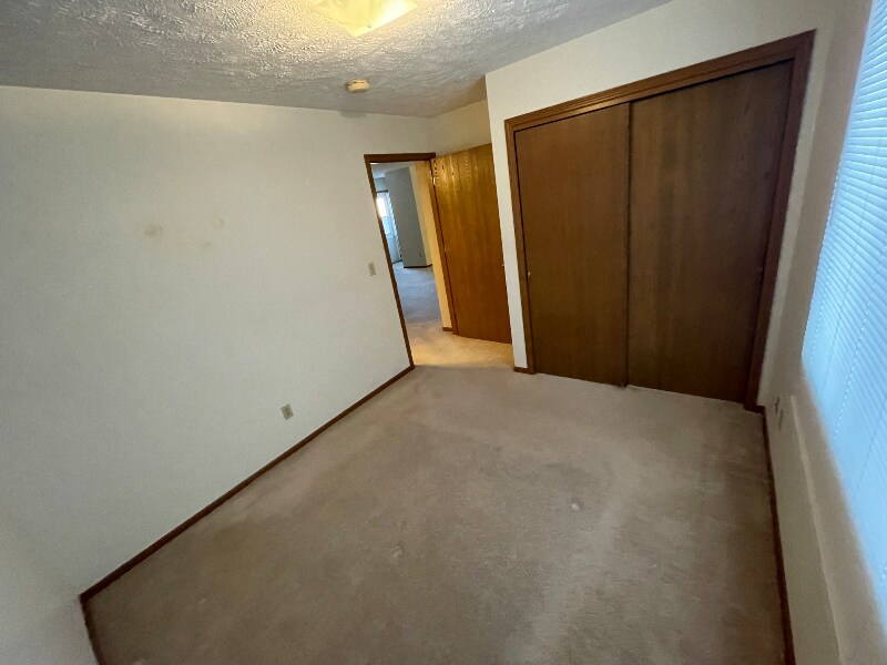 Building Photo - 909 Indian St