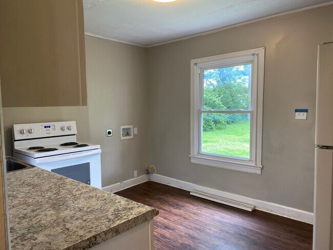 Building Photo - 708-710 Jackson Street