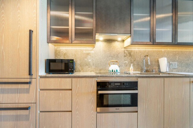 Building Photo - Koula #1905