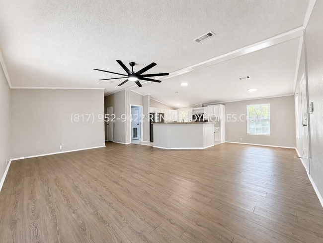 Building Photo - 5528 Patton Dr