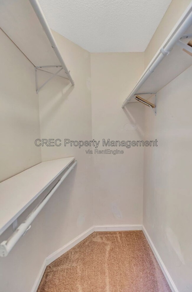 Building Photo - 3019 Woodington Pl