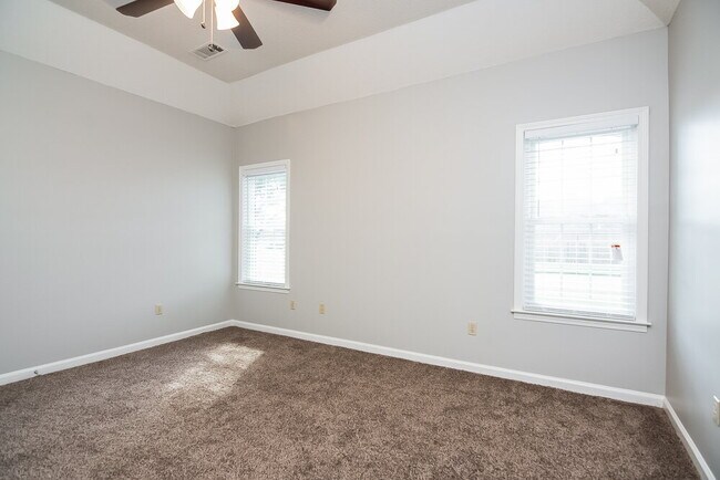 Building Photo - 7688 Shadow Fork Ln