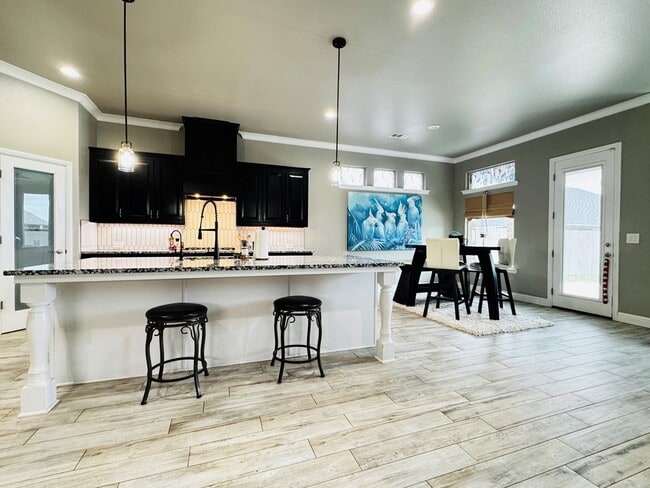 Building Photo - 8632 Alnwick Dr