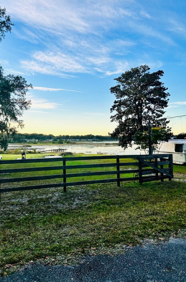 Building Photo - COMPLETELY RENOVATED MOBILE HOME