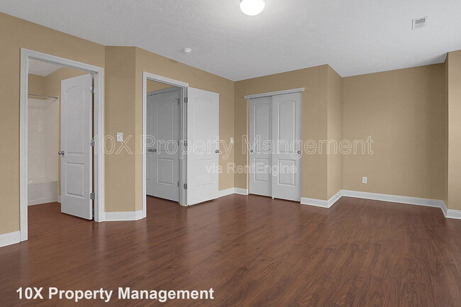 Building Photo - 1442 Bloomington Blvd