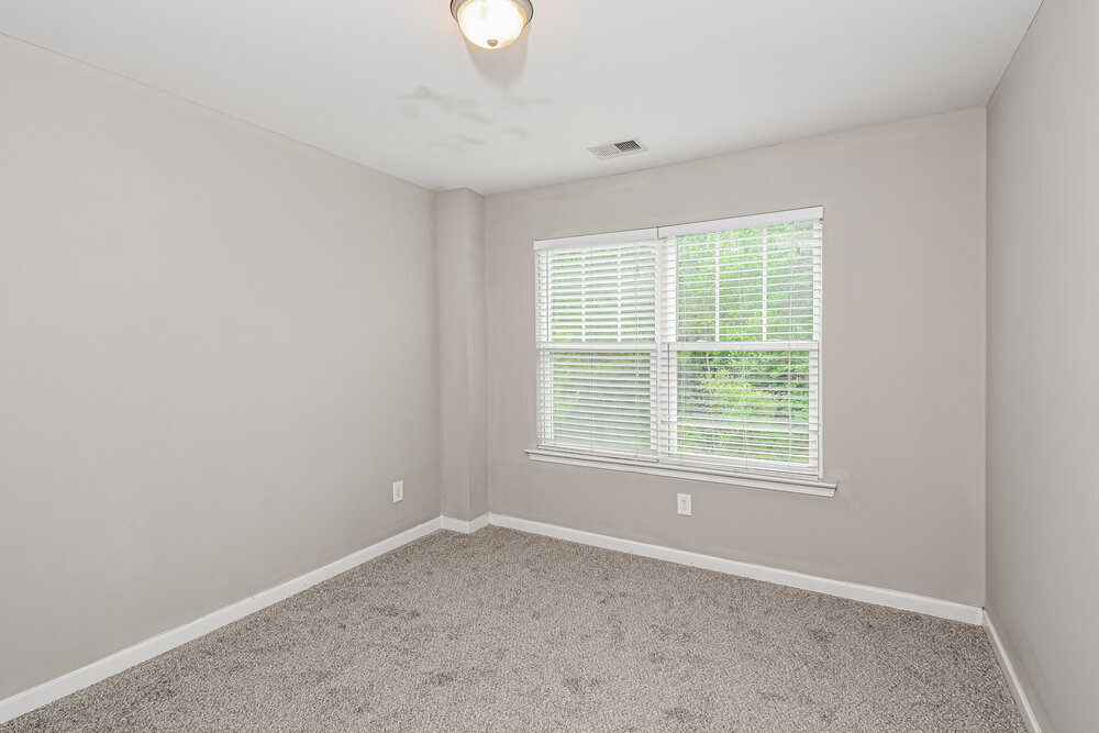 Building Photo - 466 Fieldcrest Dr