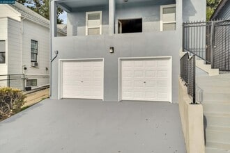 Building Photo - 530 Virginia St