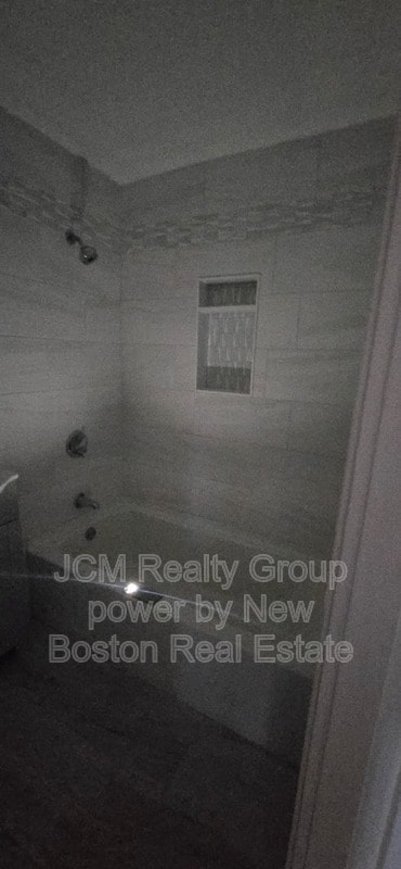 Building Photo - 86 Main St