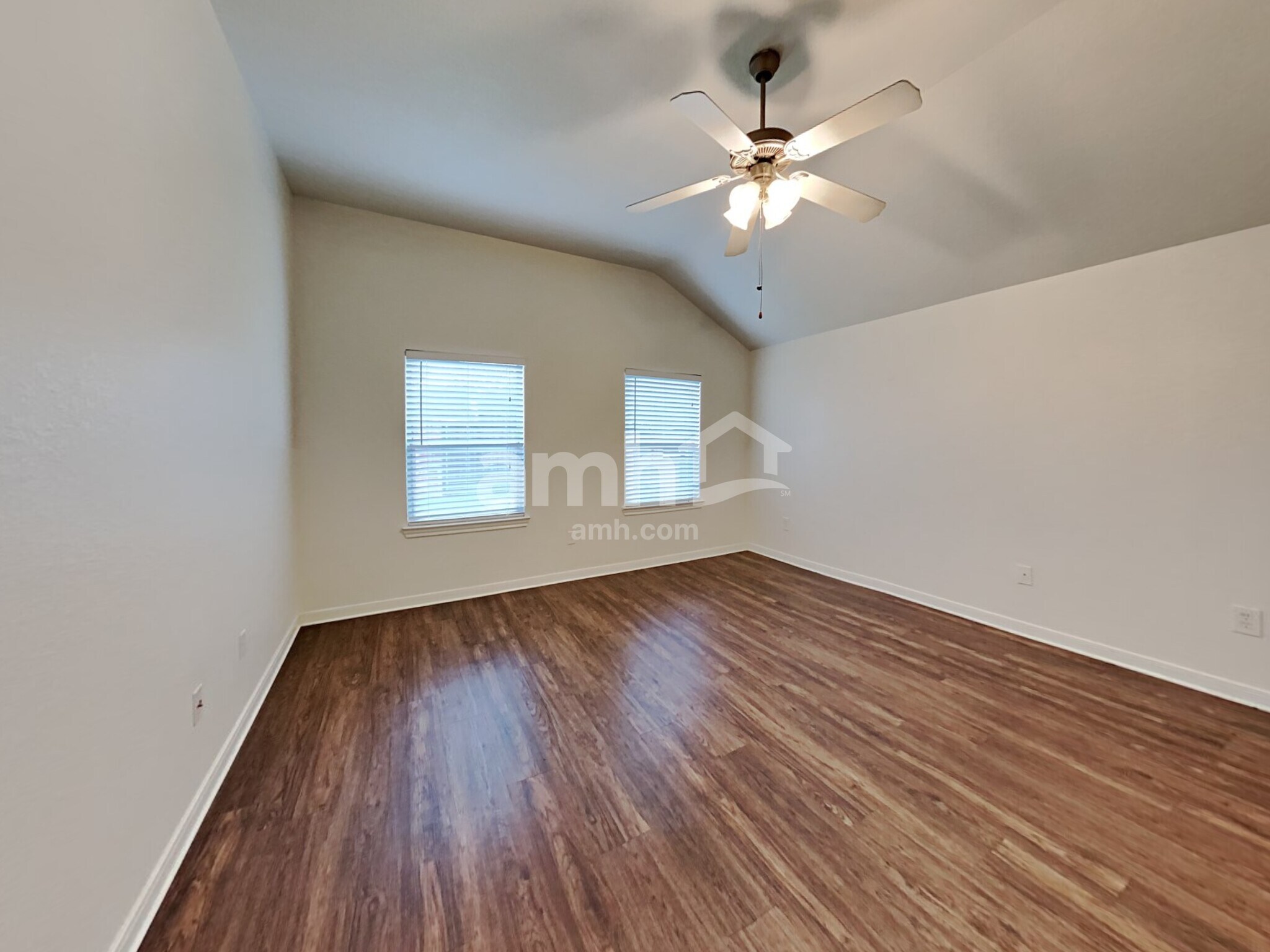 Building Photo - 11922 Elizabeth Ct