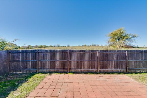 Building Photo - 621 Woodpecker Ln