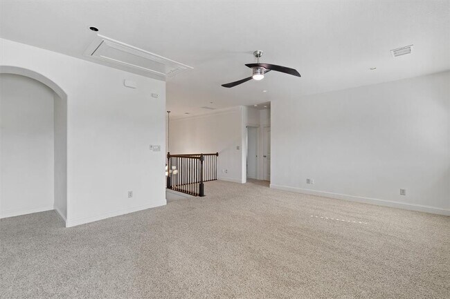 Building Photo - 8917 Villa Norte Dr