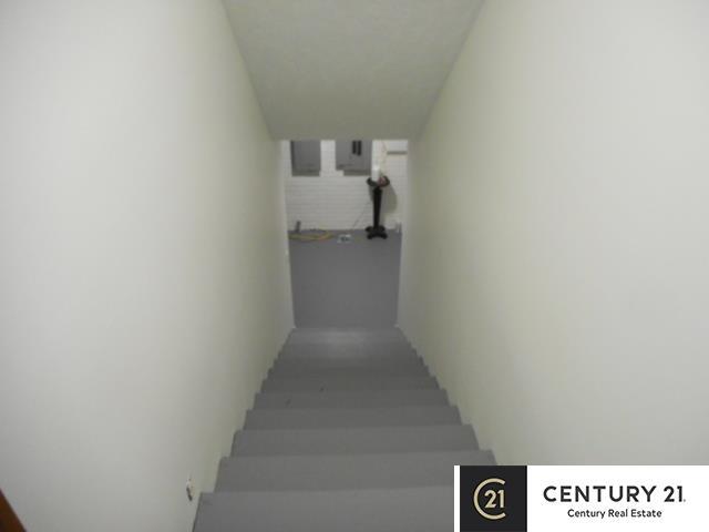 Building Photo - 4801 Hiland Dr