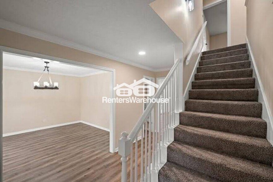 Building Photo - 16627 Aldenham Pl