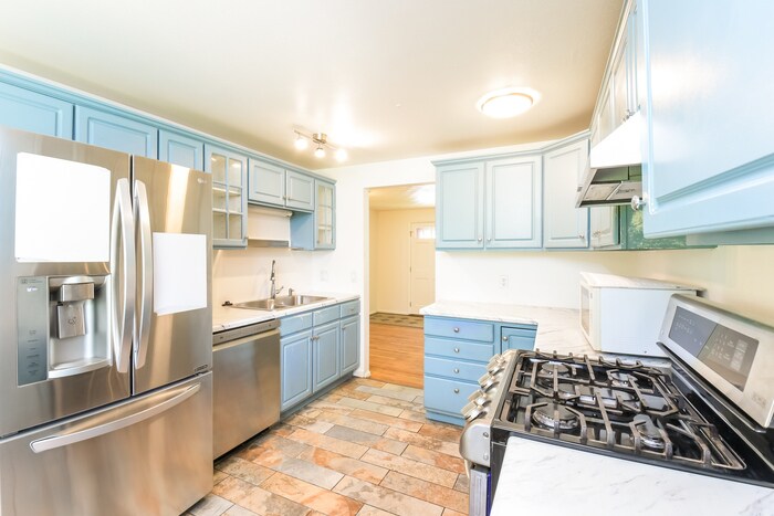 Building Photo - 2895 S Ingalls Way