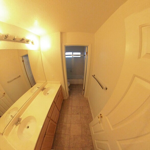 2nd Floor bath - 1245 Mayberry Ln