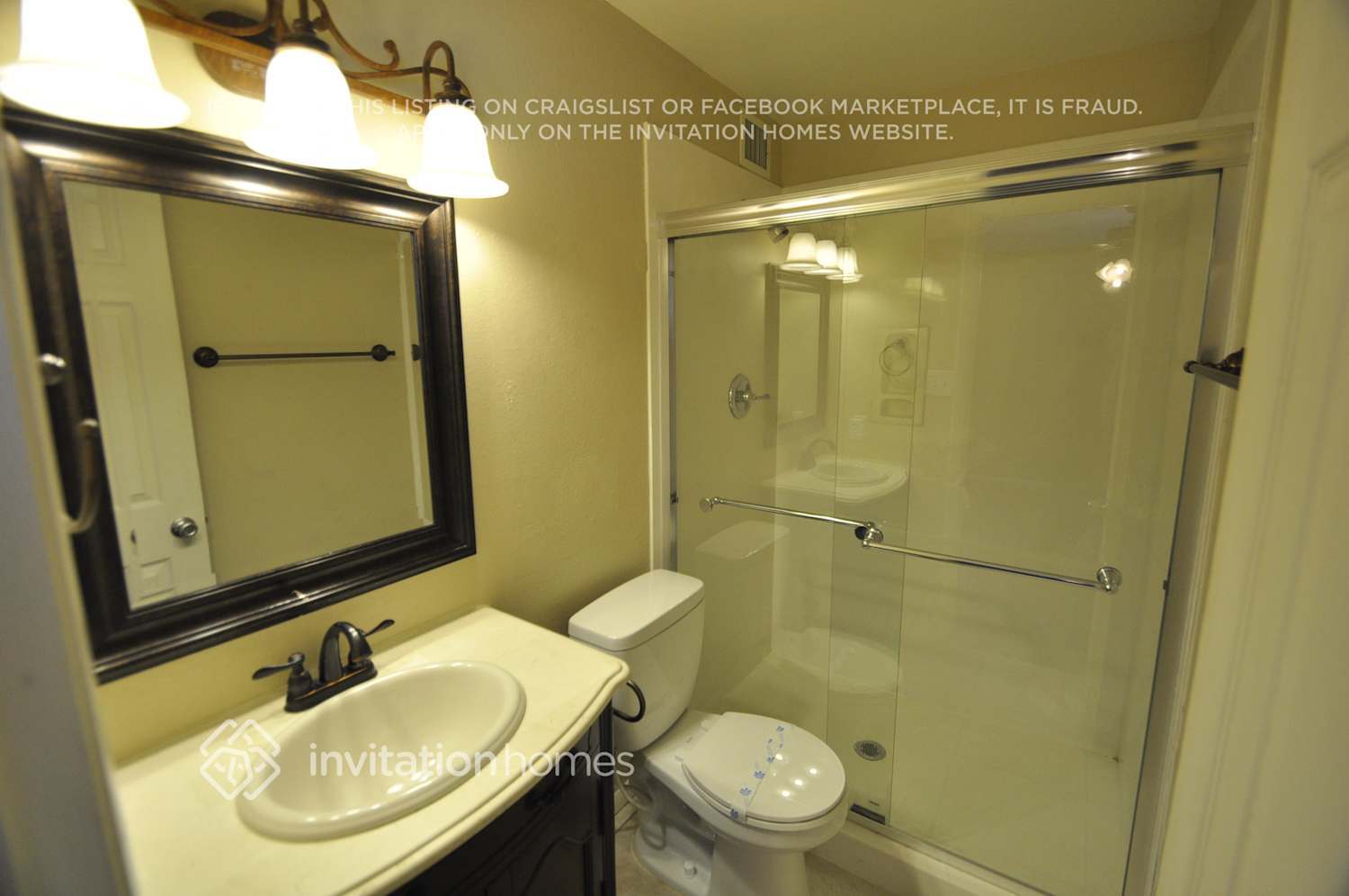 Building Photo - 3722 W Barbara Ave