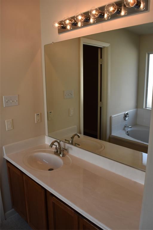 Building Photo - 15531 Forest Creek Farms Dr