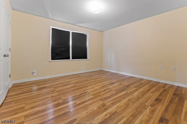 Building Photo - 453-455 Washington Street Unit 1
