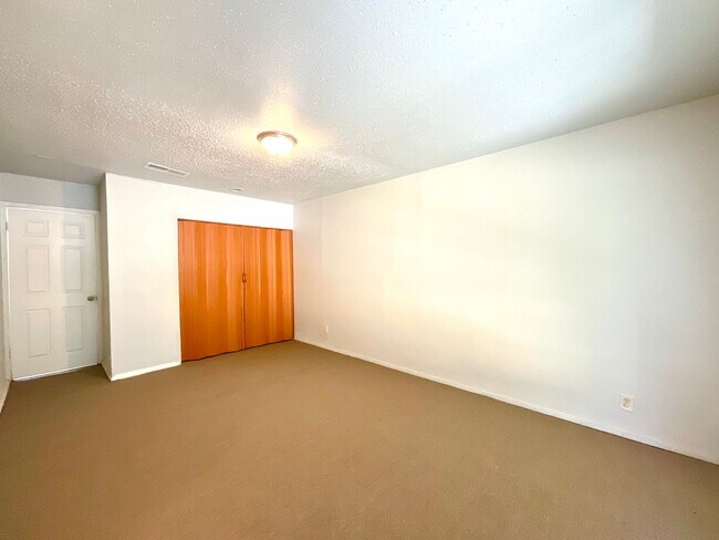 Building Photo - Lovely 3 Bedroom/ 2 Bath Home In Converse, TX!