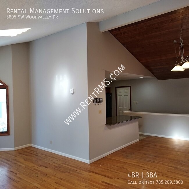 Building Photo - 3805 SW Wood Valley Dr