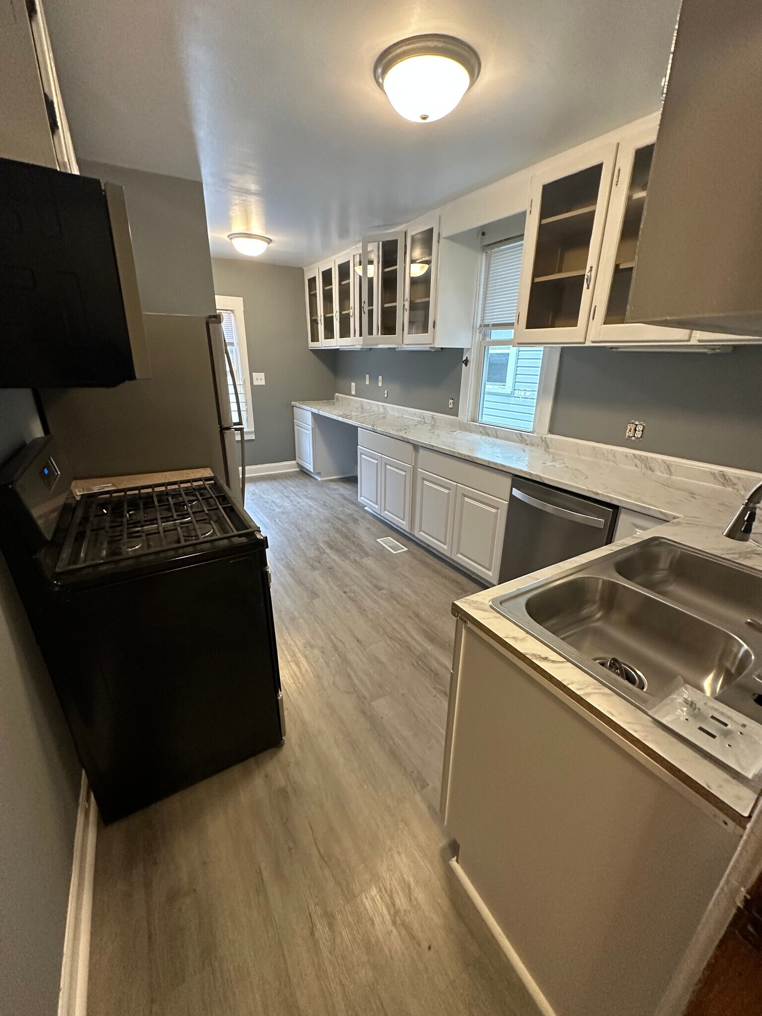 Building Photo - 1117 Foster St